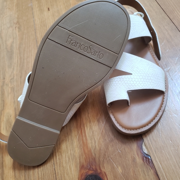 Franco Sarto size 8 sandals - Picture 4 of 4
